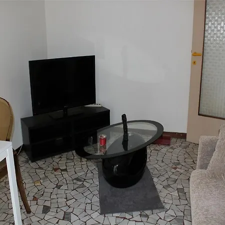 Affori Balcony Flat *